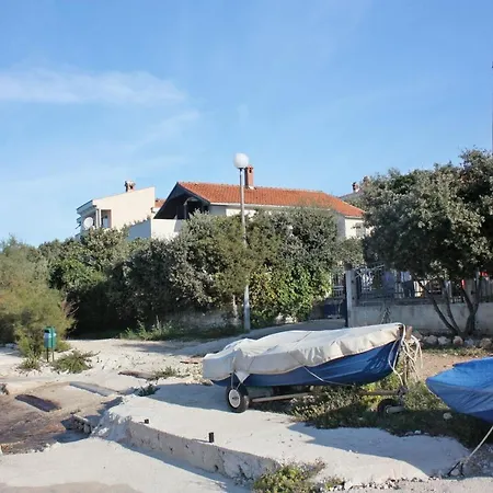 Apartment Apartments By The Sea Kozino, Zadar - 5734 Petrcane